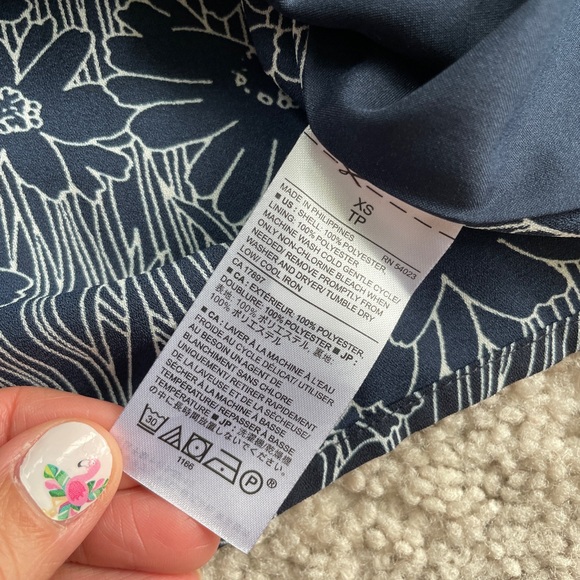 Banana Republic Factory Daisy Spaghetti Strap Sleeveless Top Size XS Navy White - Picture 11 of 11